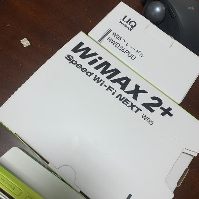 WiMAX 2+ Speed Wi-Fi  W05（クレードル付） スマホ/家電/カメラのPC/タブレット(PC周辺機器)の商品写真