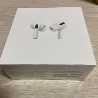 アップル(Apple)のAirpods pro MWP22J/A(ストラップ/イヤホンジャック)