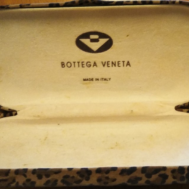 Bottega Veneta(ボッテガヴェネタ)のBOTTEGA　メガネケース メンズのファッション小物(サングラス/メガネ)の商品写真