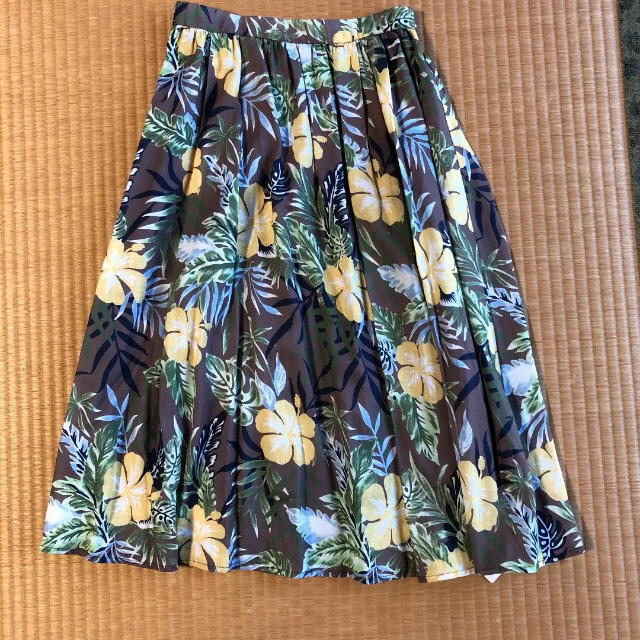 ROSE BUD(ローズバッド)のローズバッド   新品スカート レディースのスカート(ひざ丈スカート)の商品写真