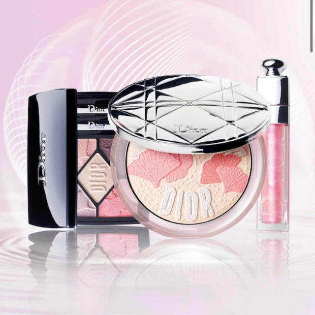 DIOR アディクト リップ マキシマイザー　ピンクサクラ