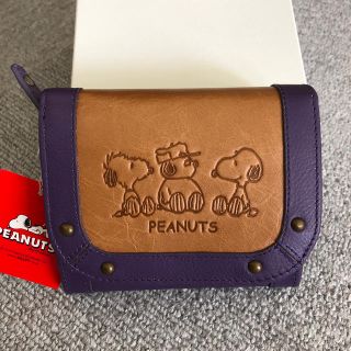 ピーナッツ(PEANUTS)の新品タグ付き！スヌーピー二つ折財布(財布)