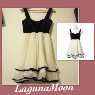 ラグナムーン(LagunaMoon)のXmasパーティーに♡美品ラグナムーン(ミニワンピース)