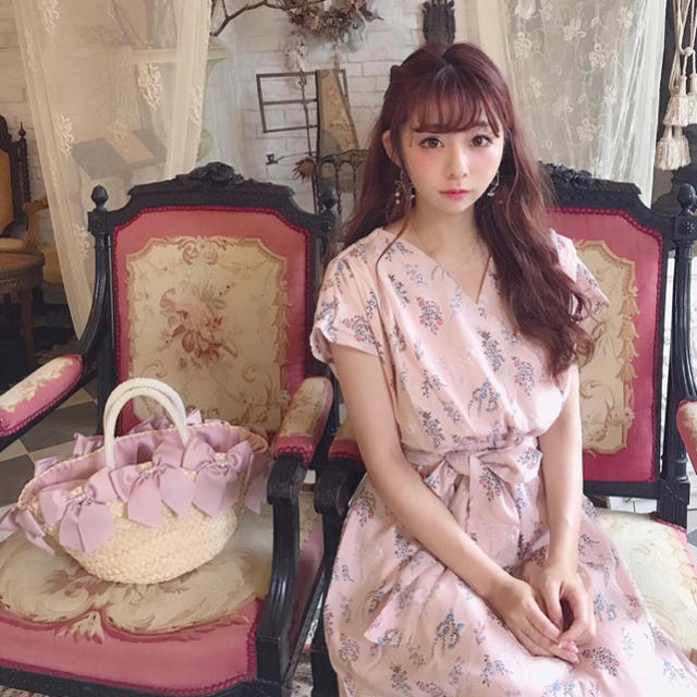 tocco(トッコ)のトッコクローゼット♡深田恭子さん着用フラワーカシュクールワンピ レディースのワンピース(ひざ丈ワンピース)の商品写真