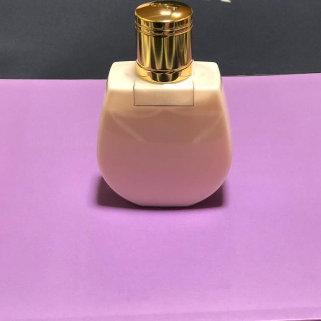 Chloe(クロエ)のChloe  NOMADE  BODYLOTION 100ml コスメ/美容のスキンケア/基礎化粧品(化粧水/ローション)の商品写真