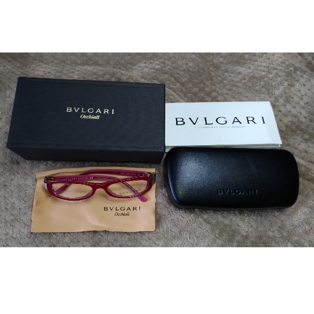 BVLGARI(ブルガリ)のブルガリBvlgari眼鏡バレンテシメガネフレームハードケース付き女性用赤 レディースのファッション小物(サングラス/メガネ)の商品写真