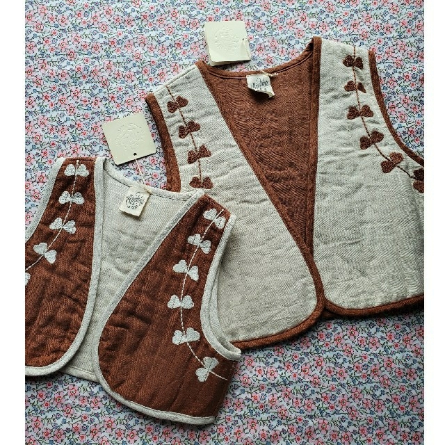 Caramel baby&child (キャラメルベビー&チャイルド)のタグつき新品 APOLINA  BO GILET  ALABASTER 3-5y キッズ/ベビー/マタニティのキッズ服女の子用(90cm~)(ジャケット/上着)の商品写真