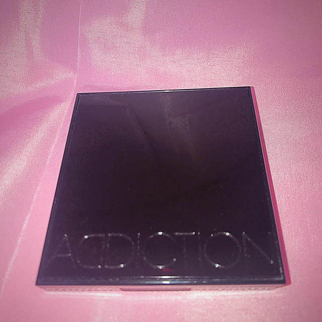 ADDICTION(アディクション)のADDICTION コンパクトケースアイシャドウパレットチークパレット等 コスメ/美容のコスメ/美容 その他(その他)の商品写真