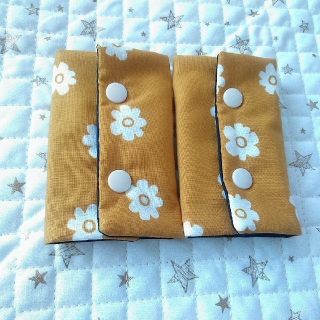 とまぞう様専用　ハンドメイド　よだれカバーセット(外出用品)