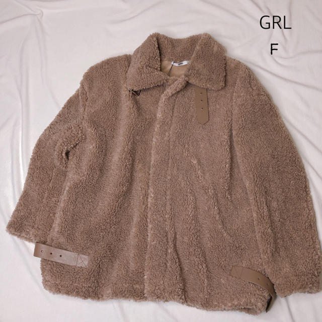 GRL(グレイル)のコート⭐︎ボア⭐︎ベルトネック レディースのジャケット/アウター(毛皮/ファーコート)の商品写真