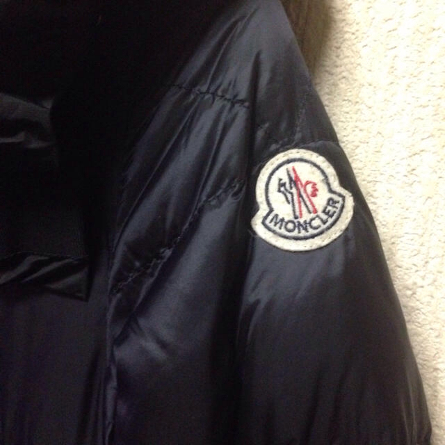 MONCLER(モンクレール)のモンクレールSERINA レディースのジャケット/アウター(ダウンコート)の商品写真