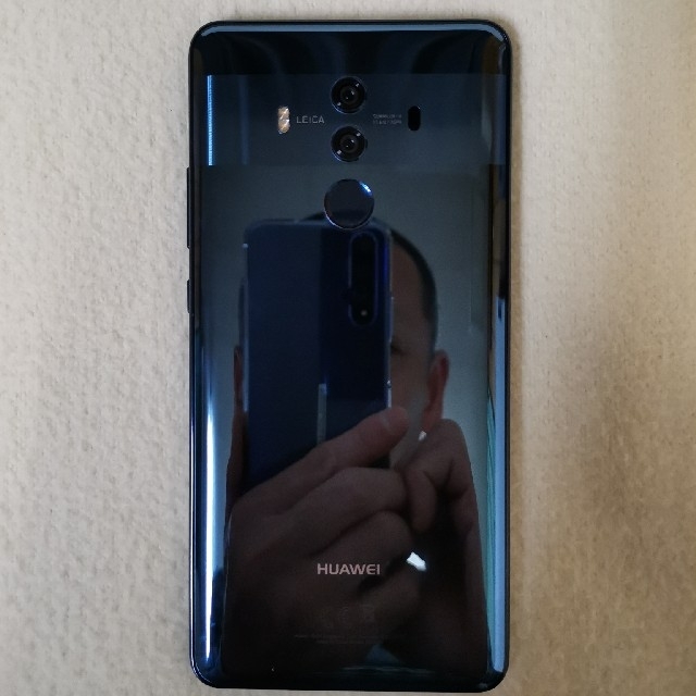 Huawei mate10 pro 　BLUE　国内版シムフリースマホ　美品 スマホ/家電/カメラのスマートフォン/携帯電話(スマートフォン本体)の商品写真