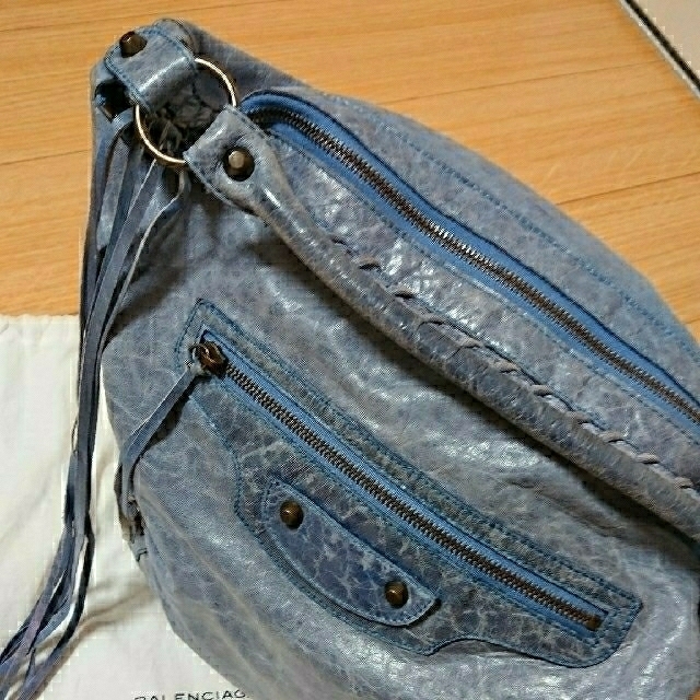 Balenciaga(バレンシアガ)のBALENCIAGA ワンショルダーバッグ  ブルーグレー系 レディースのバッグ(ショルダーバッグ)の商品写真