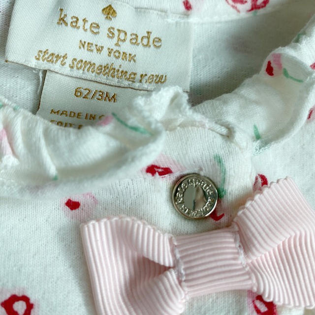 kate spade new york(ケイトスペードニューヨーク)のKATE SPADE ロンパース 0-3m キッズ/ベビー/マタニティのベビー服(~85cm)(ロンパース)の商品写真