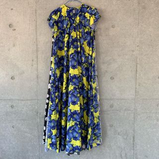 バレンシアガ(Balenciaga)のBalenciaga 花柄　ロングワンピース(ロングワンピース/マキシワンピース)