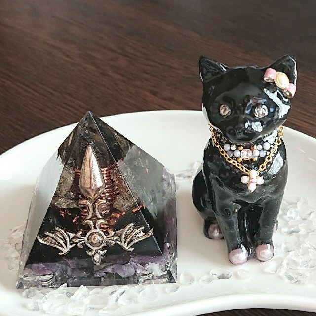 黒招き猫ちゃん&ツリー✨????✨☆オルゴナイト www.krzysztofbialy.com