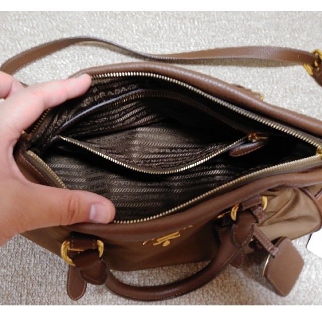 PRADA(プラダ)のPRADA　ショルダー付バッグ レディースのバッグ(ショルダーバッグ)の商品写真