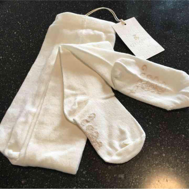 GUCCI(グッチ)の新品 GUCCI タイツ 白3 キッズ/ベビー/マタニティのこども用ファッション小物(靴下/タイツ)の商品写真