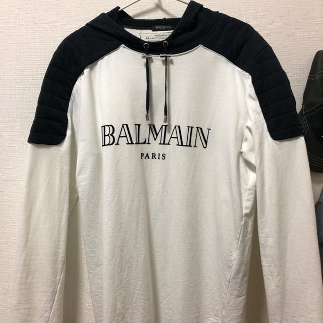 BALMAIN パーカー