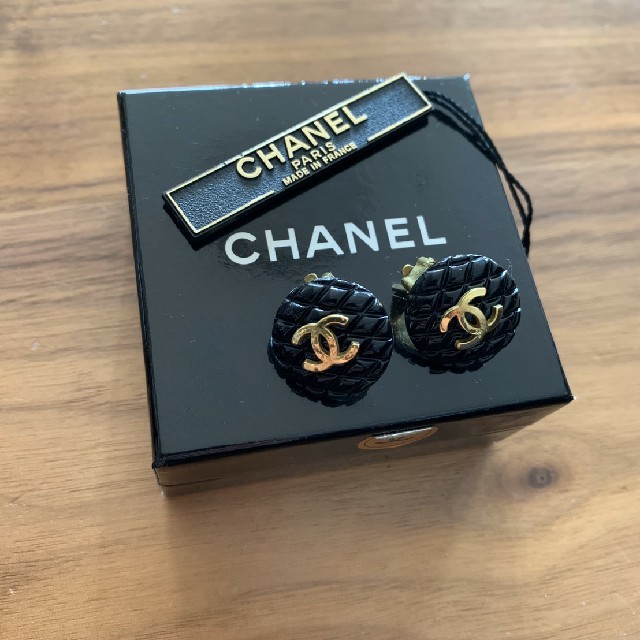 CHANEL シャネル マトラッセ イヤリング