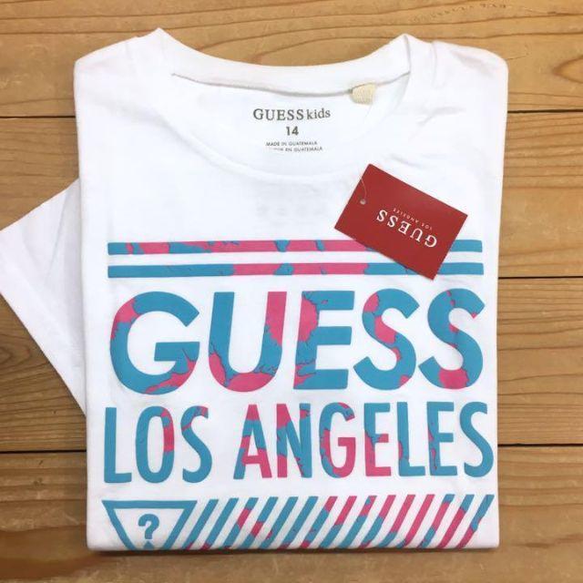 GUESS(ゲス)の新品【キッズ14】★ゲス★綺麗な配色！ロゴプリント半袖Tシャツ/白/GUESS メンズのトップス(Tシャツ/カットソー(半袖/袖なし))の商品写真