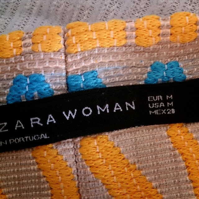 ZARA(ザラ)のZARAタイトスカート レディースのスカート(ミニスカート)の商品写真