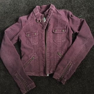 アバクロンビーアンドフィッチ(Abercrombie&Fitch)の激安‼️アバクロ ユーデュロイジャケット(Gジャン/デニムジャケット)