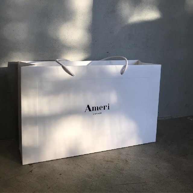 Ameri VINTAGE(アメリヴィンテージ)のアメリヴィンテージ　パールバッグ レディースのバッグ(クラッチバッグ)の商品写真