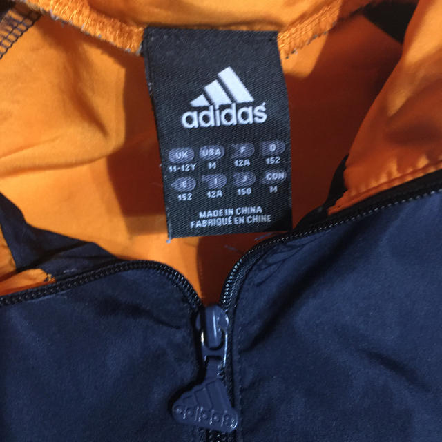 adidas(アディダス)のyurio様　　　アディダス　ナイロンジャンパー キッズ/ベビー/マタニティのキッズ服男の子用(90cm~)(コート)の商品写真