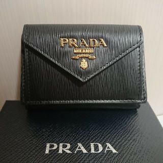 プラダ(PRADA)の【新品・箱付き】PRADA プラダ 三つ折り財布
(財布)