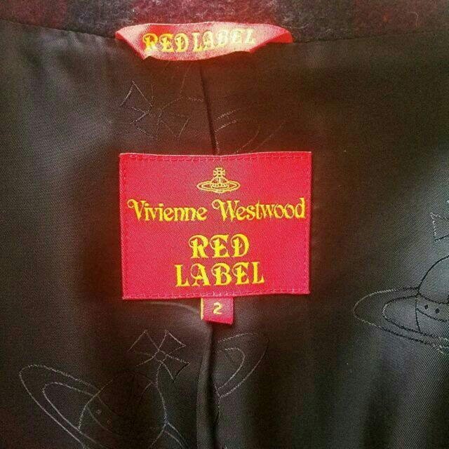 Vivienne Westwood(ヴィヴィアンウエストウッド)のvivienne westwood コート レディースのジャケット/アウター(チェスターコート)の商品写真
