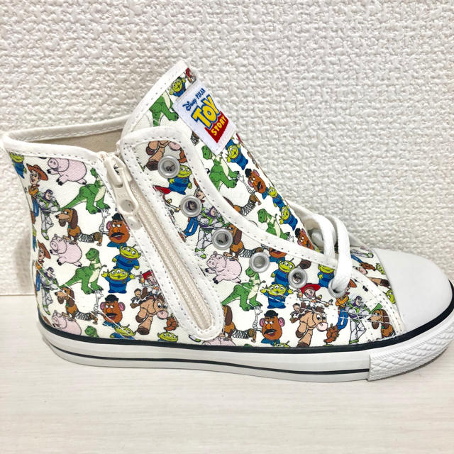 CONVERSE(コンバース)のスニーカー オールスター コンバース トイストーリー 21cm☆新品未使用 キッズ/ベビー/マタニティのキッズ靴/シューズ(15cm~)(スニーカー)の商品写真