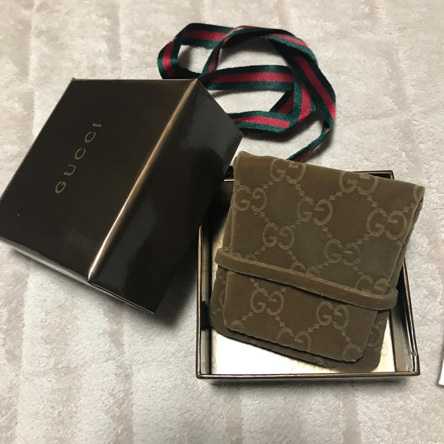 Gucci(グッチ)のGUCCI 空箱　袋付き レディースのバッグ(ショップ袋)の商品写真