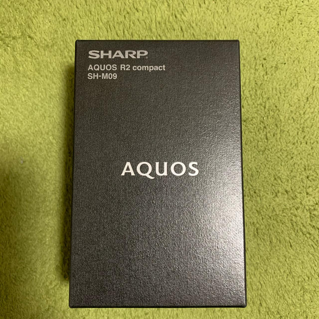 新品 SHARP AQUOS R2 compact SH-M09 （W）