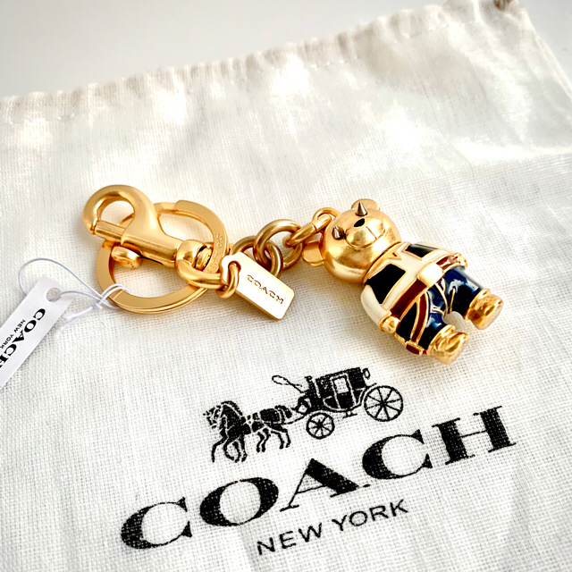 COACH(コーチ)の⭐️新品ラスト1点❗️⭐️コーチ　トートバッグ&ハンソロキーホルダーセット レディースのバッグ(トートバッグ)の商品写真