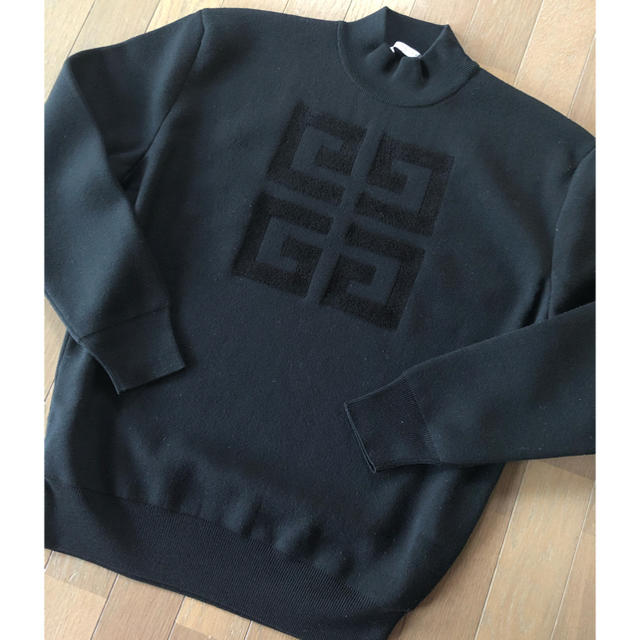 GIVENCHY - ご検討中 超美品 GIVENCHY ロゴセーターの通販 by リコ's