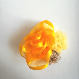 ラッピング無料☆華やかリボンの薔薇 2wayコサージュ オーガンジーオレンジ(コサージュ/ブローチ)