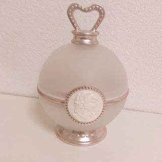 レメルヴェイユーズラデュレ(Les Merveilleuses LADUREE)のラデュレ  チークポット  限定品  ポットのみ(チーク)