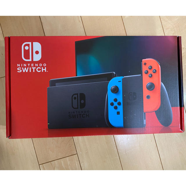 任天堂　Switch 新型　ネオン　品