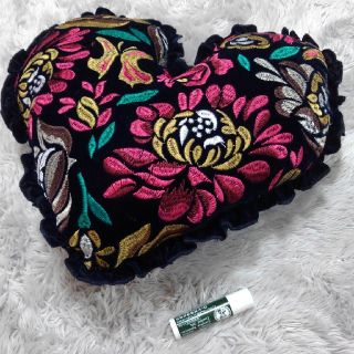 フランフラン(Francfranc)の刺繍クッション(クッション)