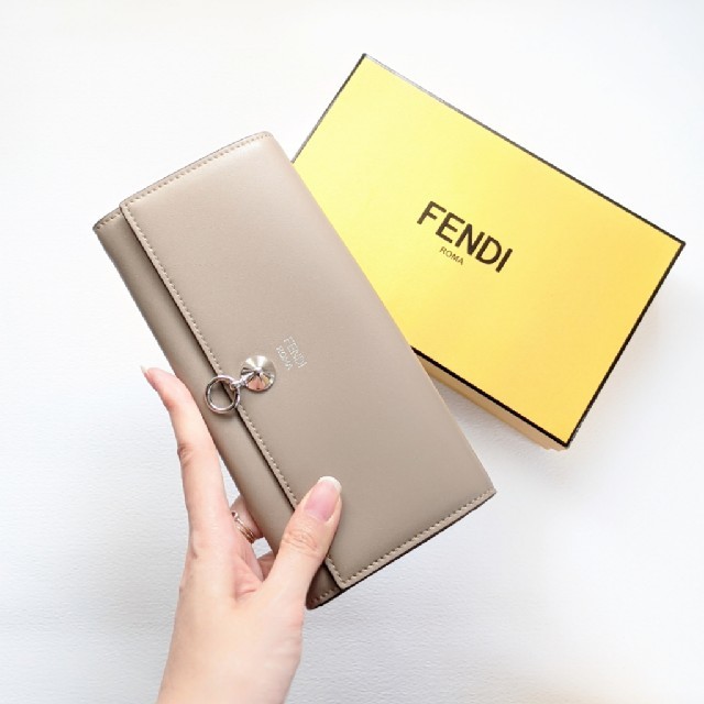 残１【新品】FENDI By The Way バイザウェイ 長財布 ドーブグレー-