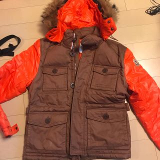 モンクレール(MONCLER)のダウンジャケット(ダウンジャケット)