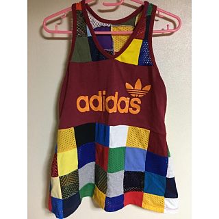 アディダス(adidas)のadidas タンクトップ　古着　レディース(タンクトップ)