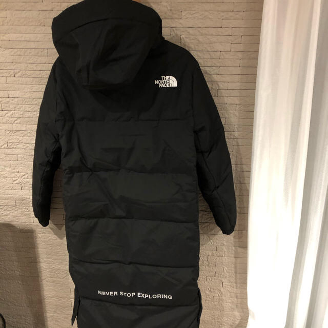 THE NORTH FACE(ザノースフェイス)の新品　タグ付きノースフェイス ロング　ダウンコートEXPLORING3 Mサイズ メンズのジャケット/アウター(ダウンジャケット)の商品写真