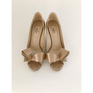 ヴァレンティノ(VALENTINO)のVALENTINO リボン オープントゥパンプス ヴァレンティノ(ハイヒール/パンプス)