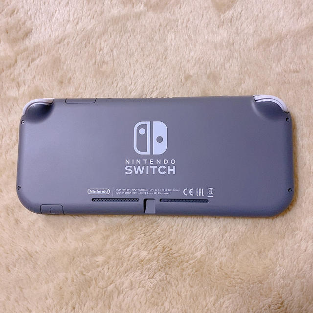 Nintendo Switch(ニンテンドースイッチ)のSwitch lite エンタメ/ホビーのゲームソフト/ゲーム機本体(家庭用ゲーム機本体)の商品写真