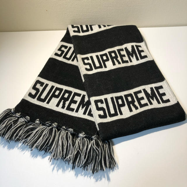 Supreme(シュプリーム)のSupreme Scarf メンズのファッション小物(マフラー)の商品写真