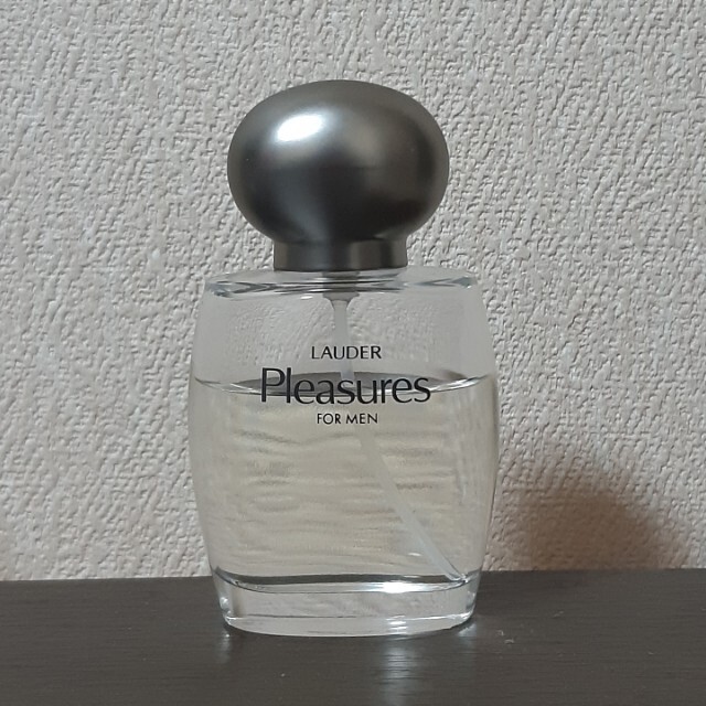 Estee Lauder(エスティローダー)のPleasures FOR MEN　プレジャーズ　50mlボトル コスメ/美容の香水(香水(男性用))の商品写真