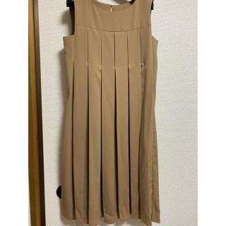 フォクシー(FOXEY)のmarche様御専用。FOXEY⭐︎プリーツワンピース38(ひざ丈ワンピース)