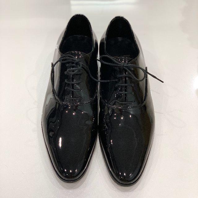 Saint Laurent(サンローラン)の1309 新品 サンローラン パテント ドレスシューズ 黒 メンズの靴/シューズ(ドレス/ビジネス)の商品写真